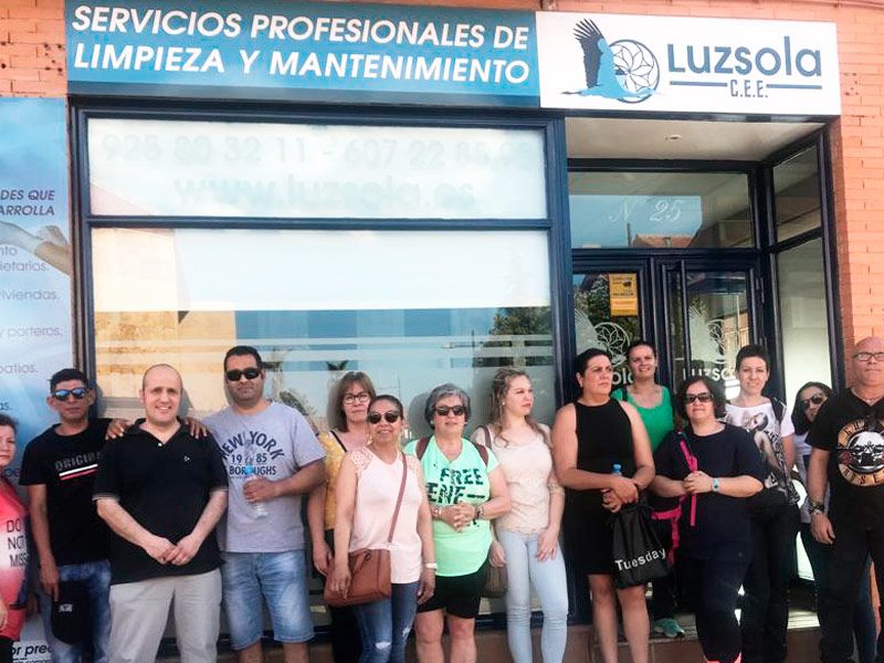 Luzsola formación en limpiezas profesionales